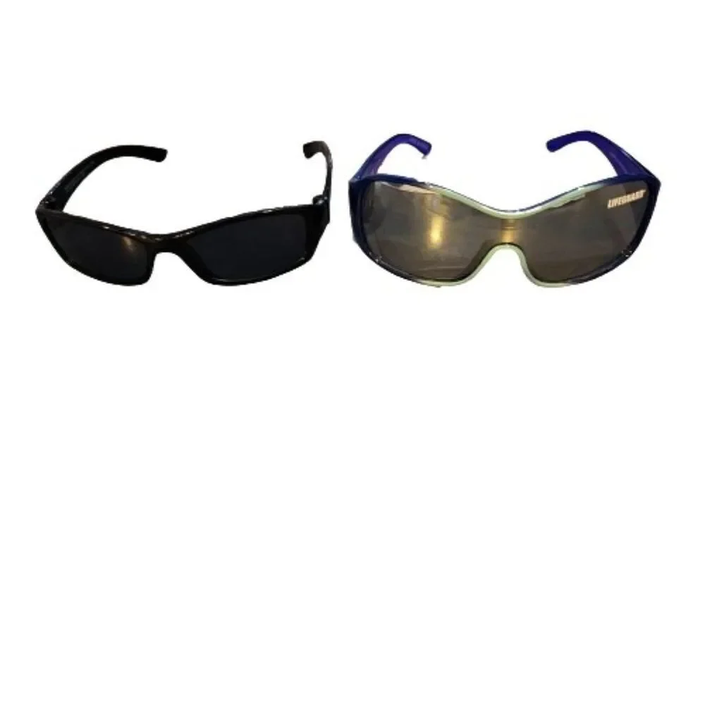 Unisex Active Wear Black & Blue Full Rim UV Protectant kids Sunglasses